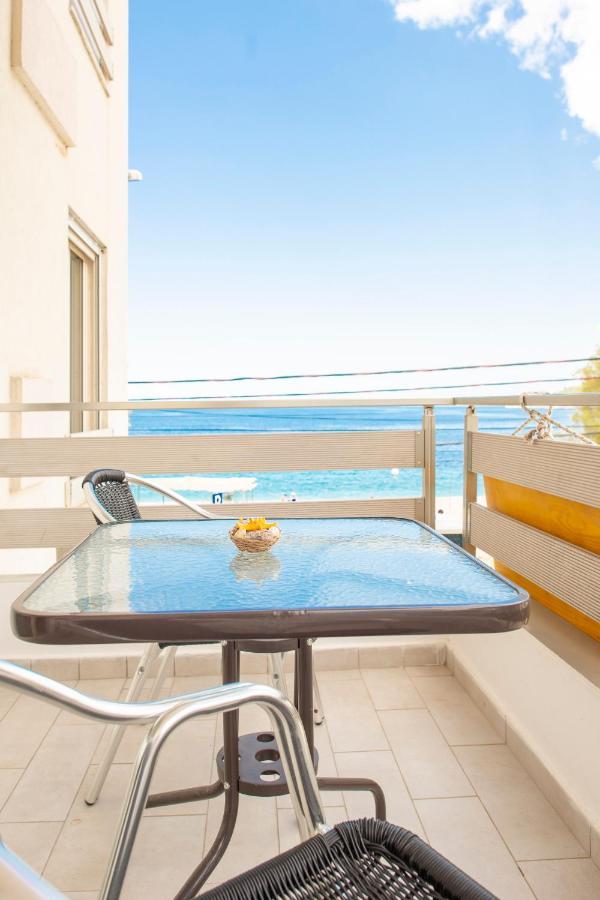 Sea Apartments Himarë Dış mekan fotoğraf