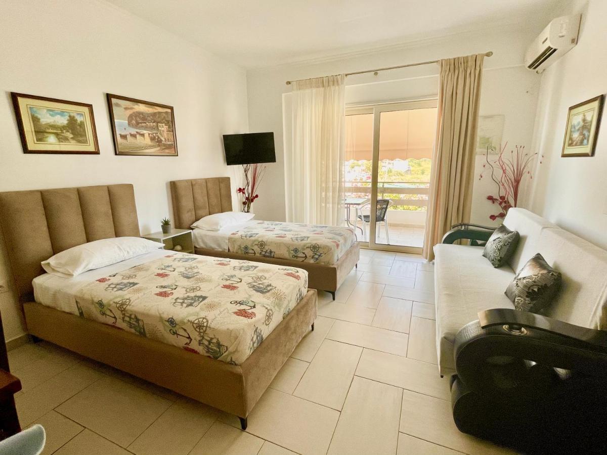 Sea Apartments Himarë Dış mekan fotoğraf