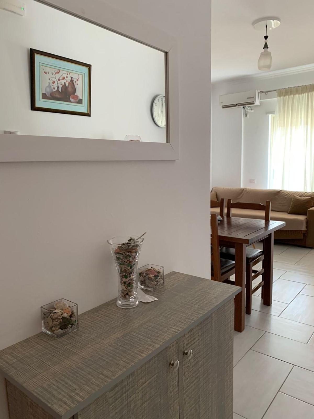 Sea Apartments Himarë Dış mekan fotoğraf