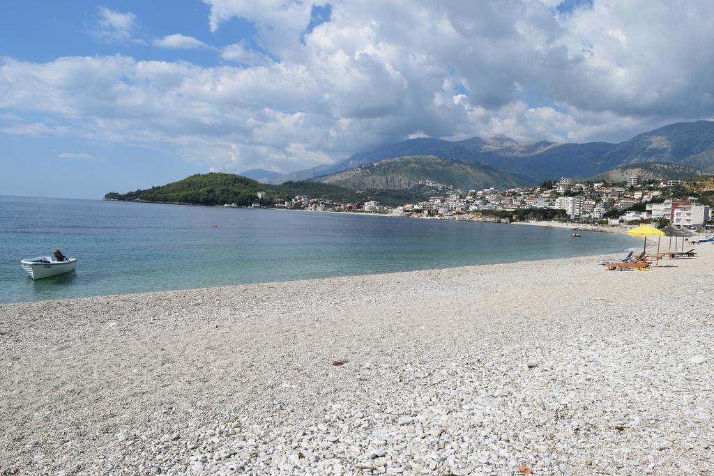 Sea Apartments Himarë Dış mekan fotoğraf